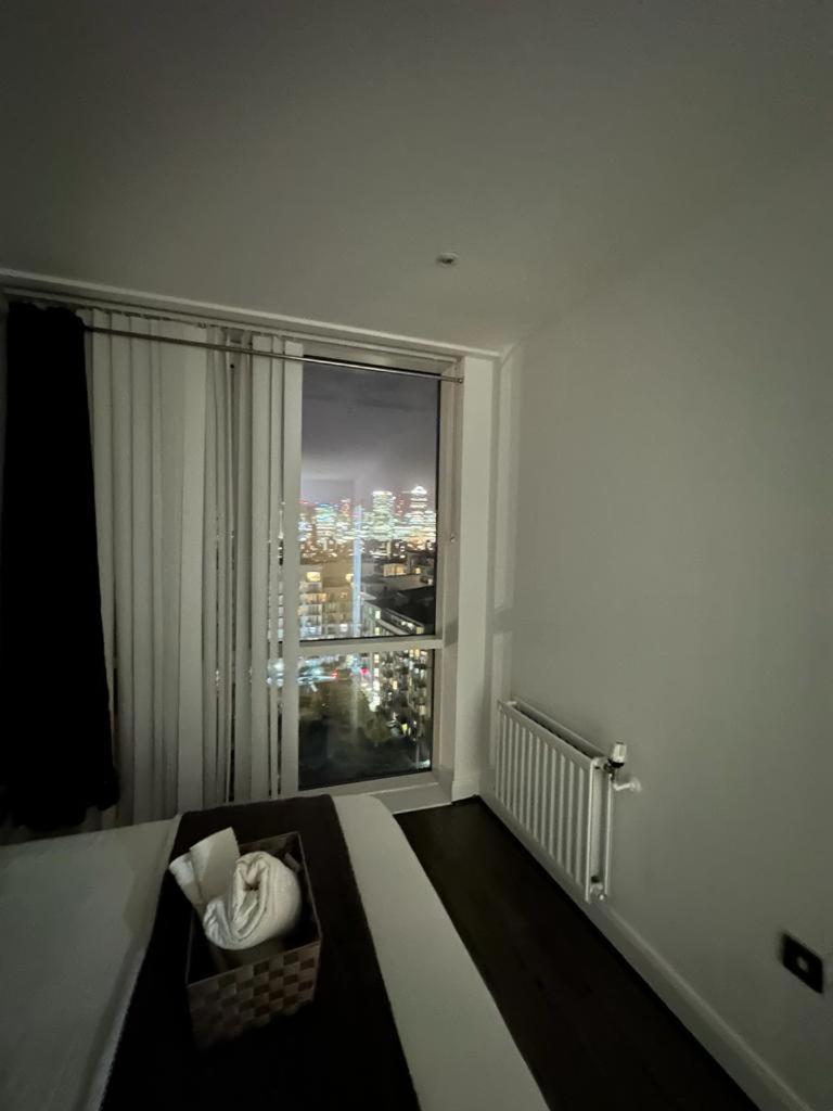 Luxury 2 Bedroom Penthouse Near Apartment